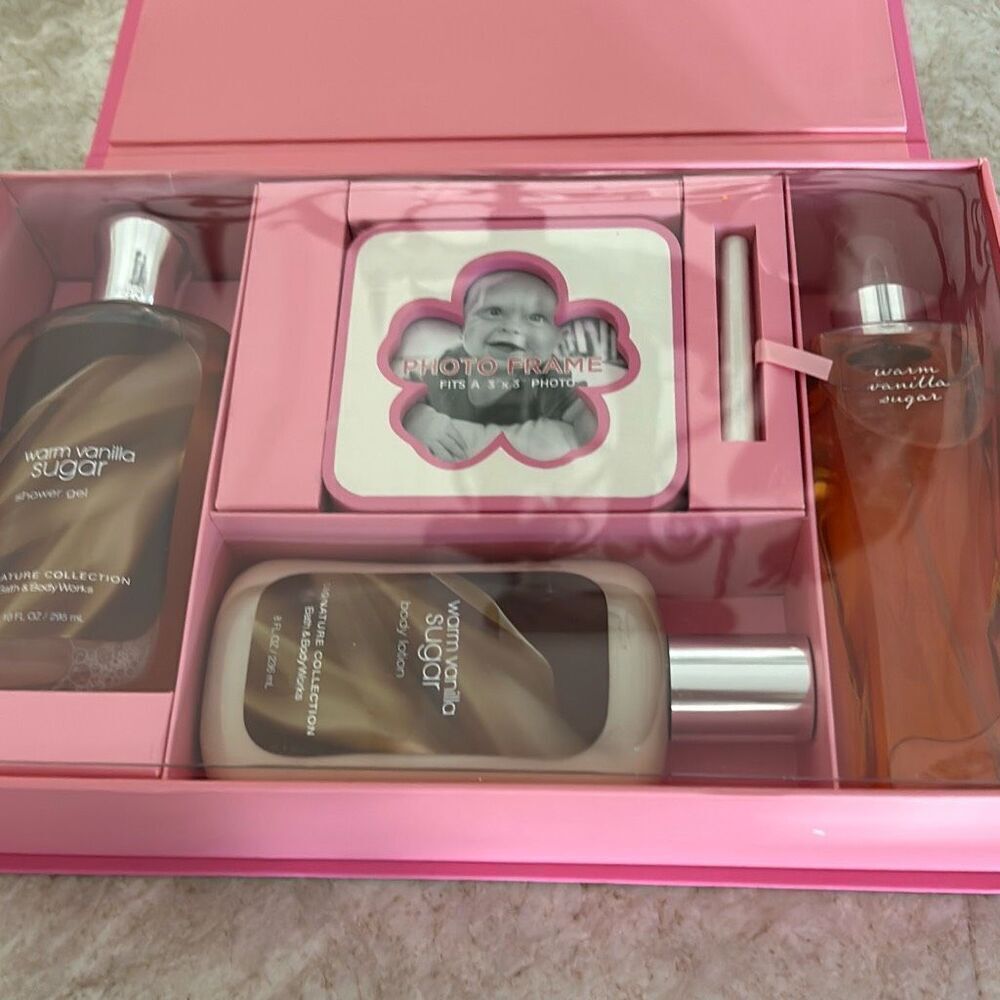 Bath & Body Works Huge Gift Set